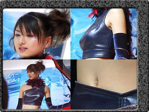 コンパニオンの逆さ撮りパンチラ